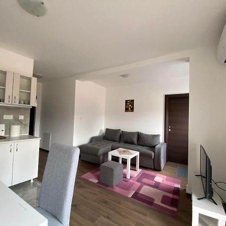 Dom Apartmani Kragujevac Exterior photo